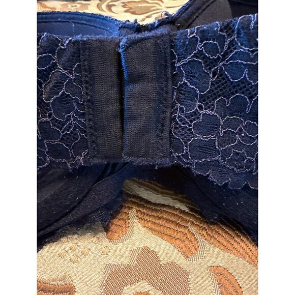 VICTORIAS SECRET black strapless bra size 34D - Picture 4 of 7